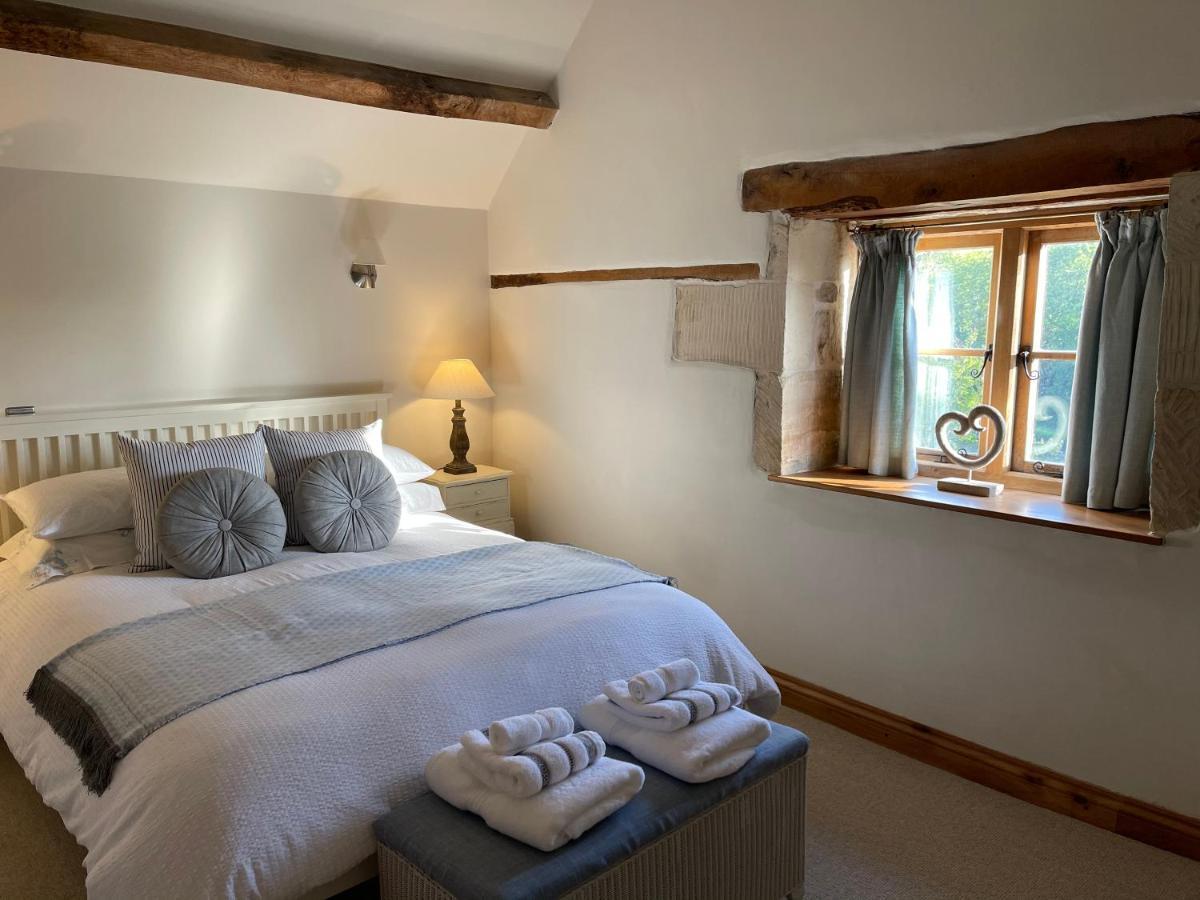 The Cider Barn - Spacious First Floor Apartment Set Within Barn Conversion Cheltenham Extérieur photo